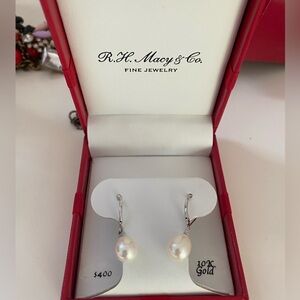 Pearl earrings